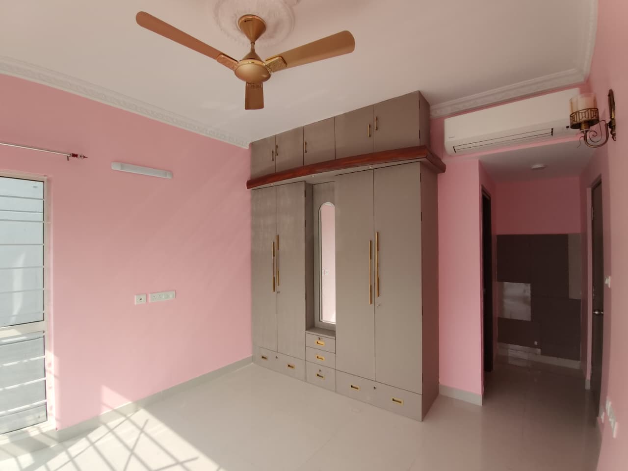 PS One10 — 3.5 BHK Luxury High-Floor Residence for Rent — Photo 9