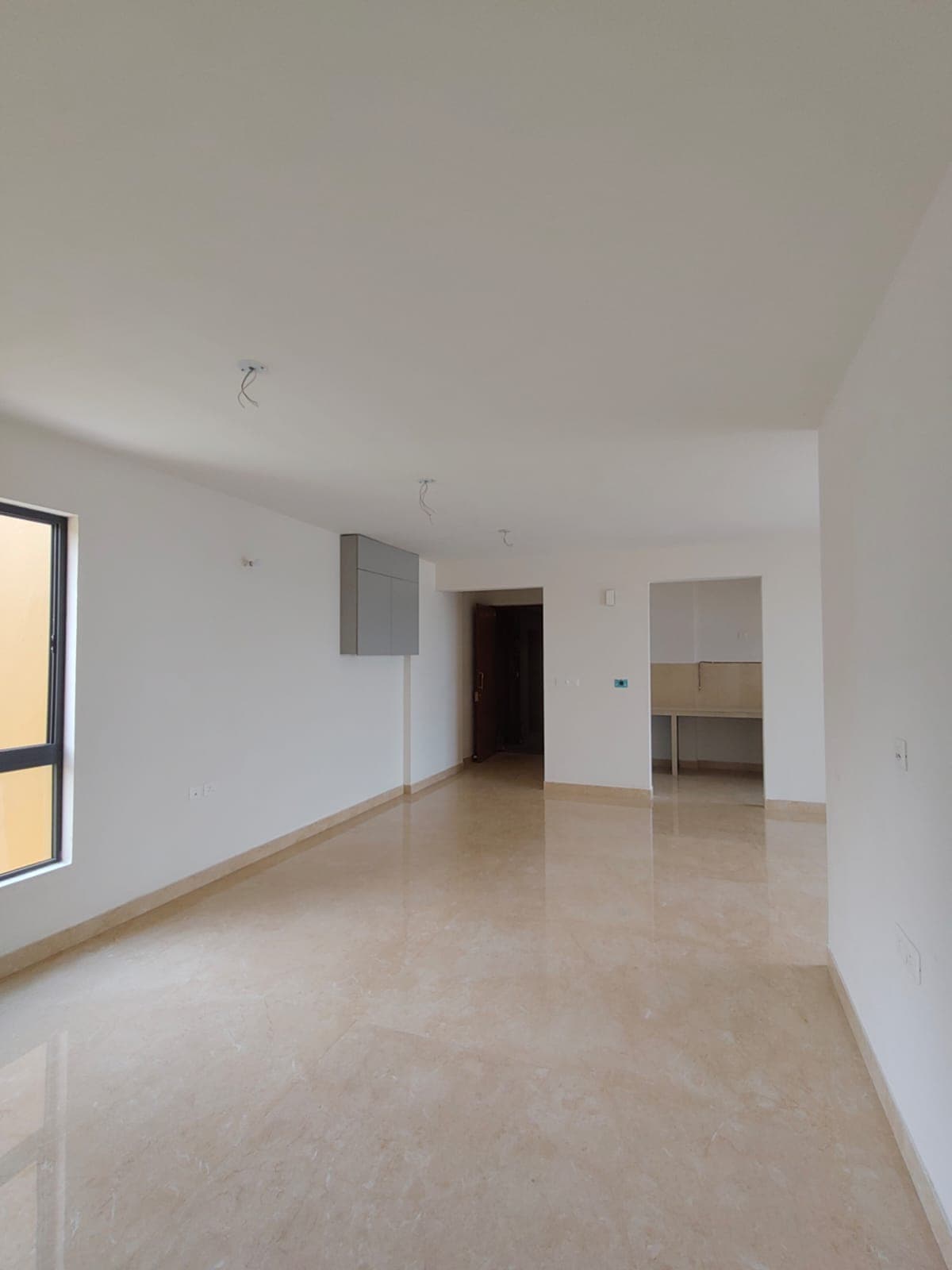 Ambuja Urvisha — 3 BHK 1560 Sq.ft Premium Condoville Resale