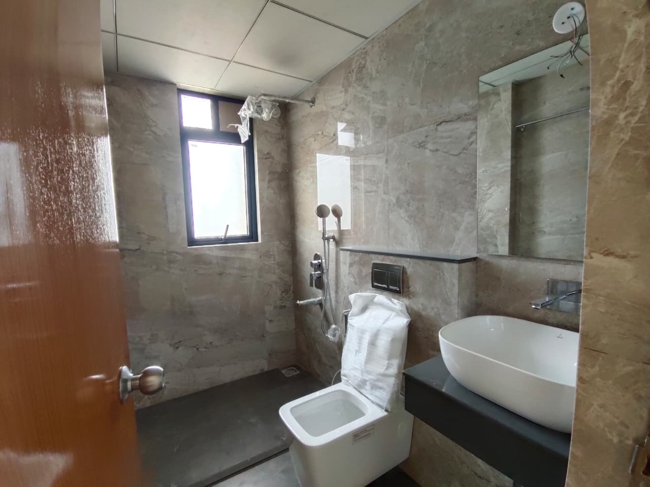 Ambuja Urvisha (Chothurti) — 2 BHK 11th Floor North-Facing Resale — Photo 10