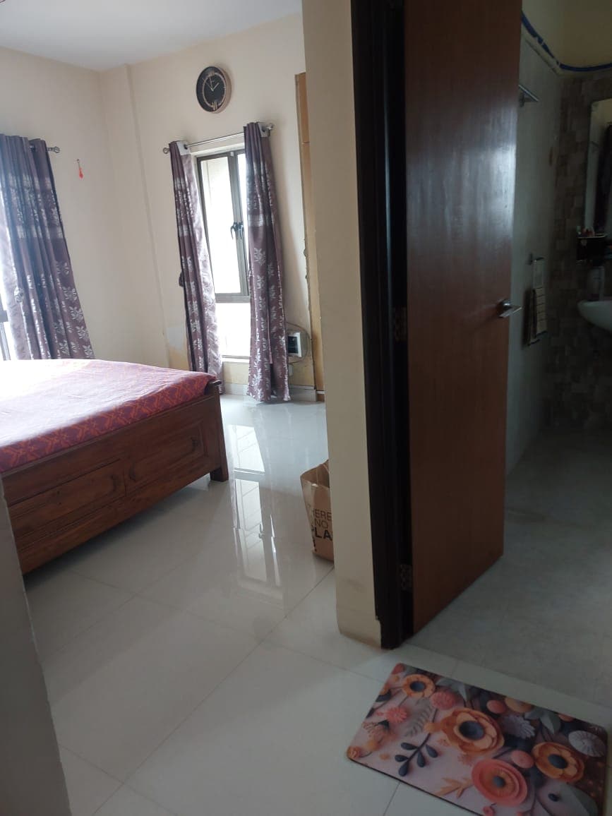 Shankhmani — Top Floor 3 BHK Luxury Penthouse Style — Photo 11