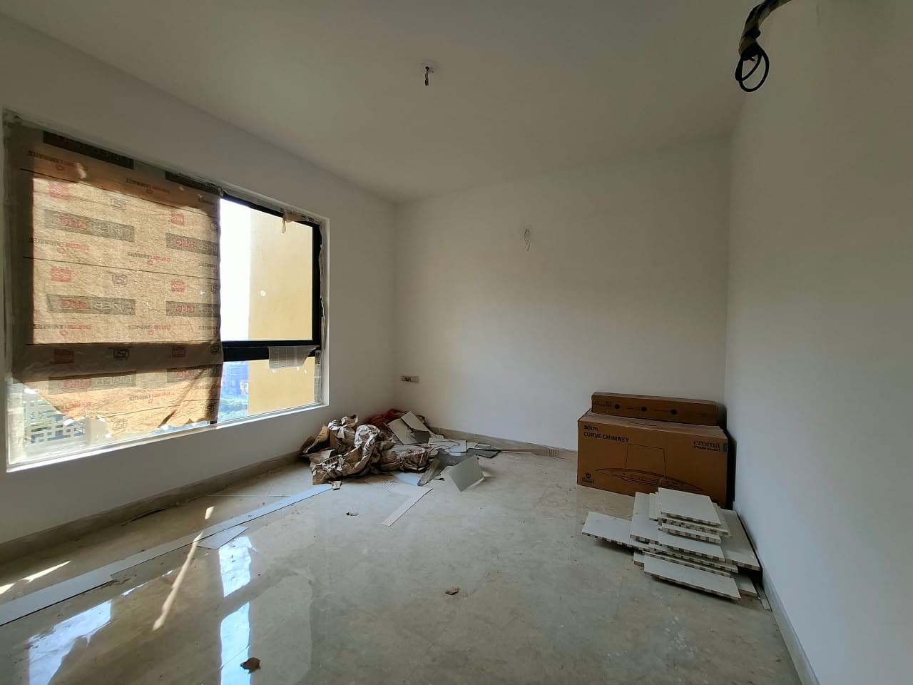 Ambuja Urvisha — 2 BHK 2 Balcony Corner Residence for Rent — Photo 8