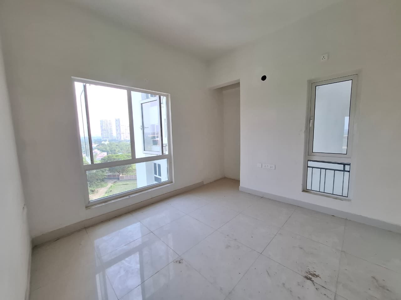 Rishi Pranaya — 2 BHK South-East Facing Resale Apartment — Photo 7